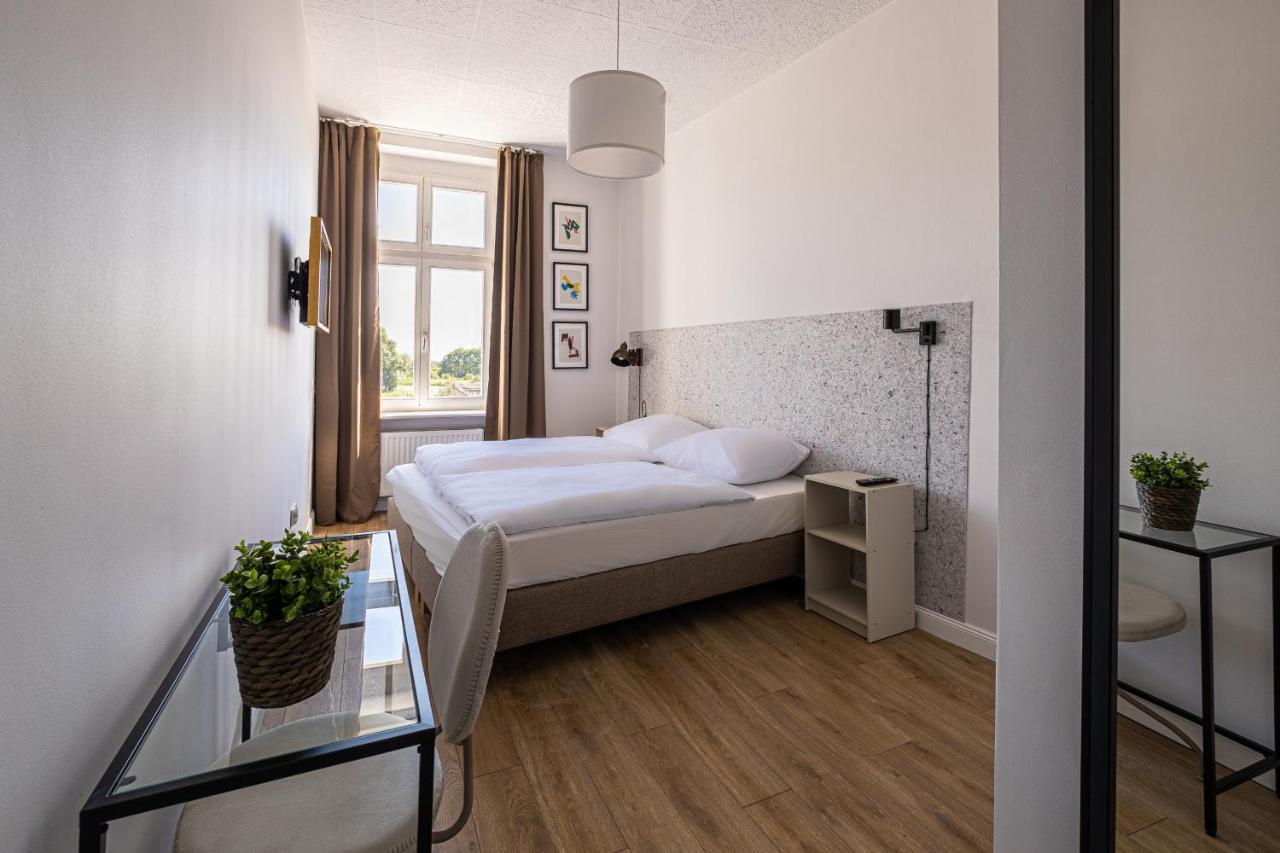 2homerent Apartment *